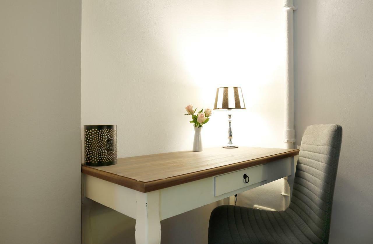 Droysen Kurfürstendamm - Cozy Family&business Flair Welcomes - Rockchair Apartment